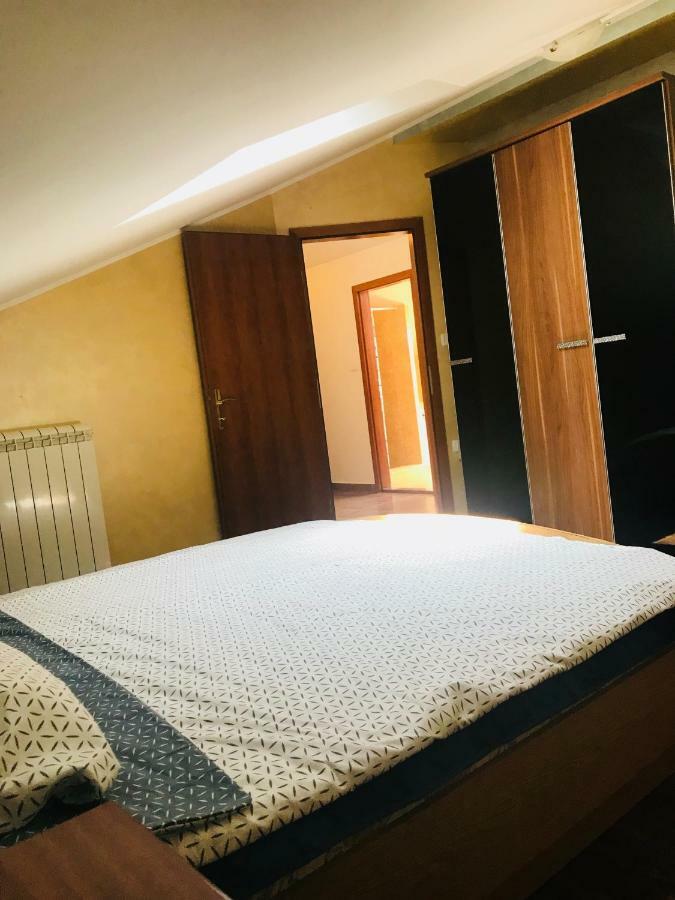 Apartments Vidovic Cezarji Luaran gambar